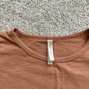 Rylee and cru plain basic tee